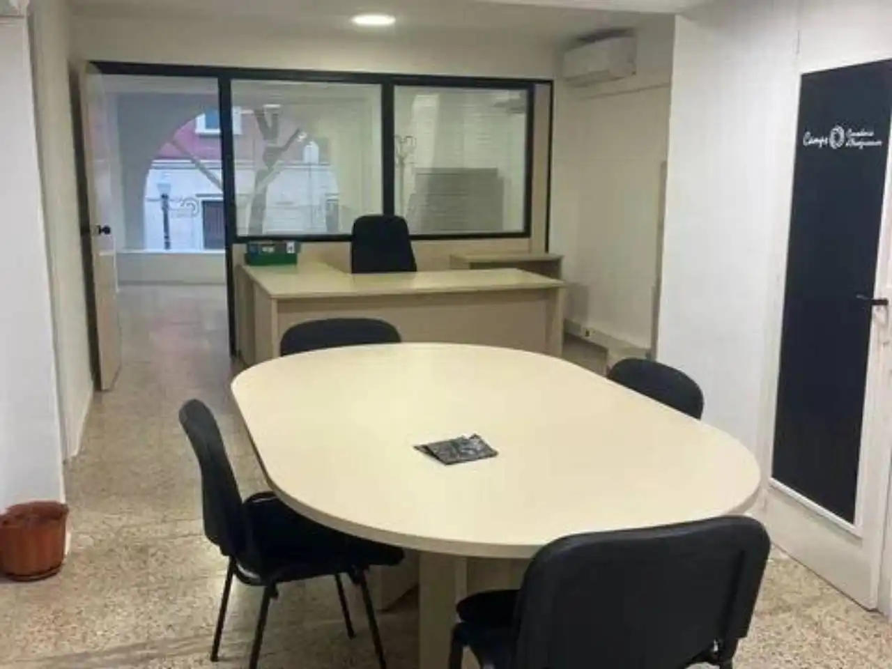 Local de lloguer a Calle Placeta De Sant Joan, 17, Centre