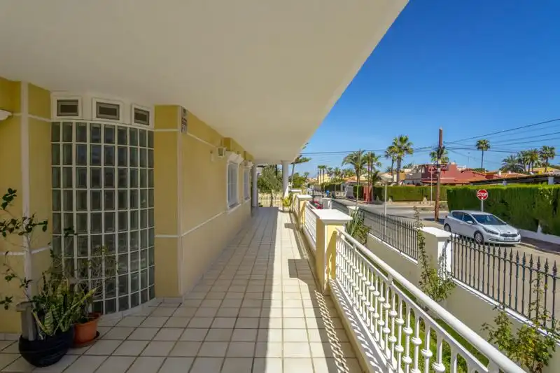 Chalet con terraza en venta en Avenida Miguel de Unamuno 17, imagen 14