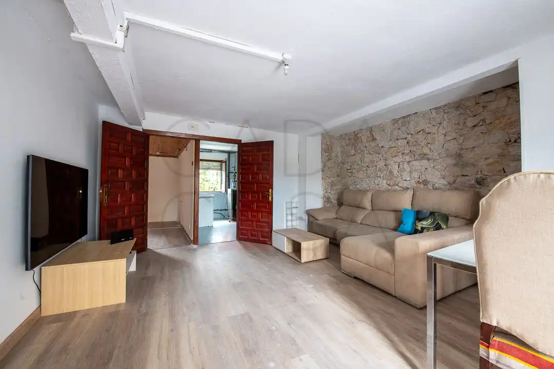 Sala d'estar de Casa o xalet en venda en El Astillero   amb Calefacció i Jardí privat