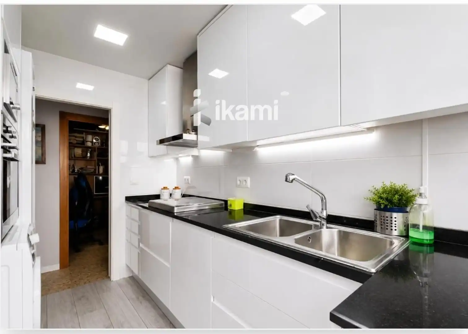 Cocina de Ático en venta en Barcelona con Aire acondicionado, Calefacción y Terraza