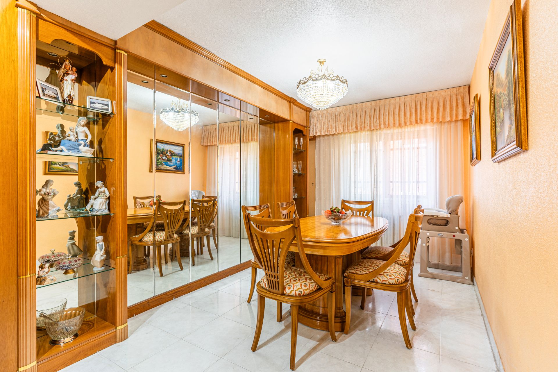 Menjador de Dúplex en venda en Majadahonda amb Aire condicionat i Calefacció