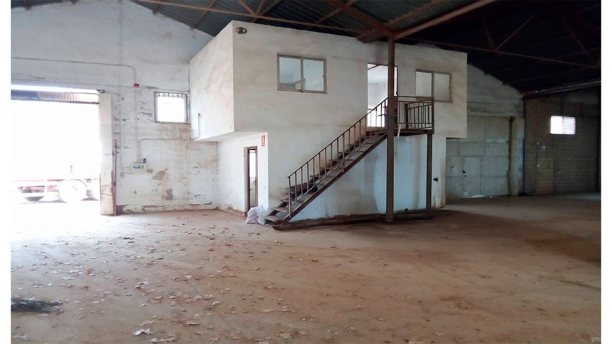 Fabrikhallen zum verkauf in CARRETERA PEDERNOSO, 14, Las Mesas