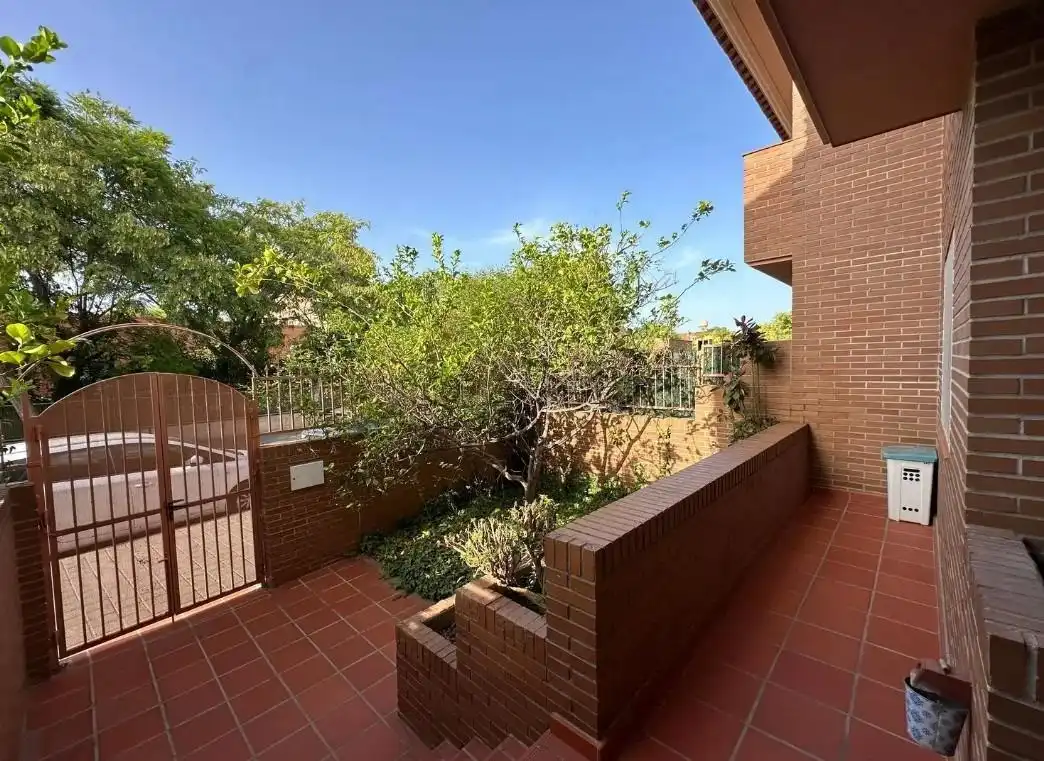 Exterior view of Detached homes for rent in Alicante / Alacant  with Air Conditioner, Heating and Private garden