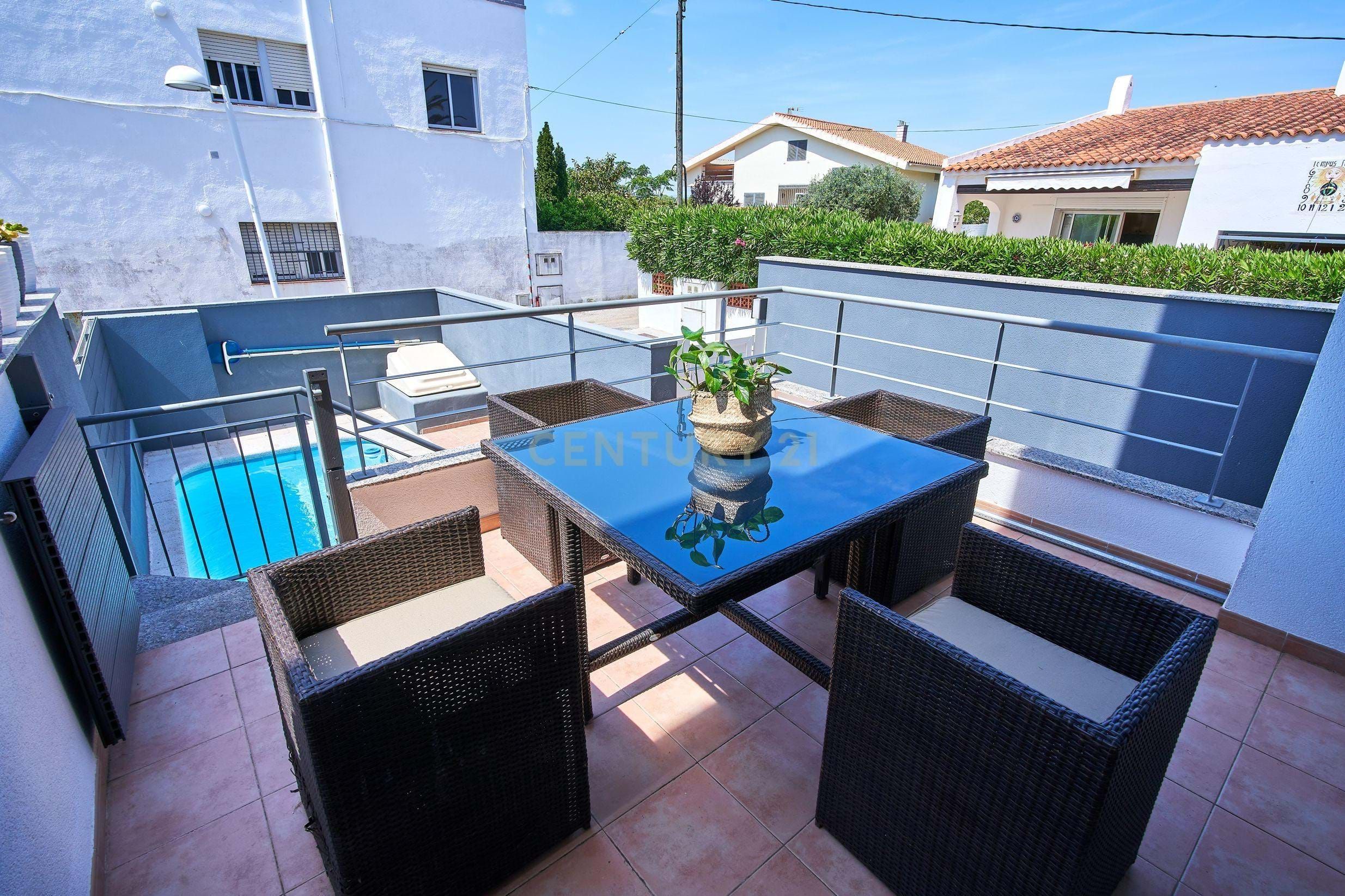 Terrassa de Casa o xalet en venda en Vinaròs amb Aire condicionat, Terrassa i Piscina