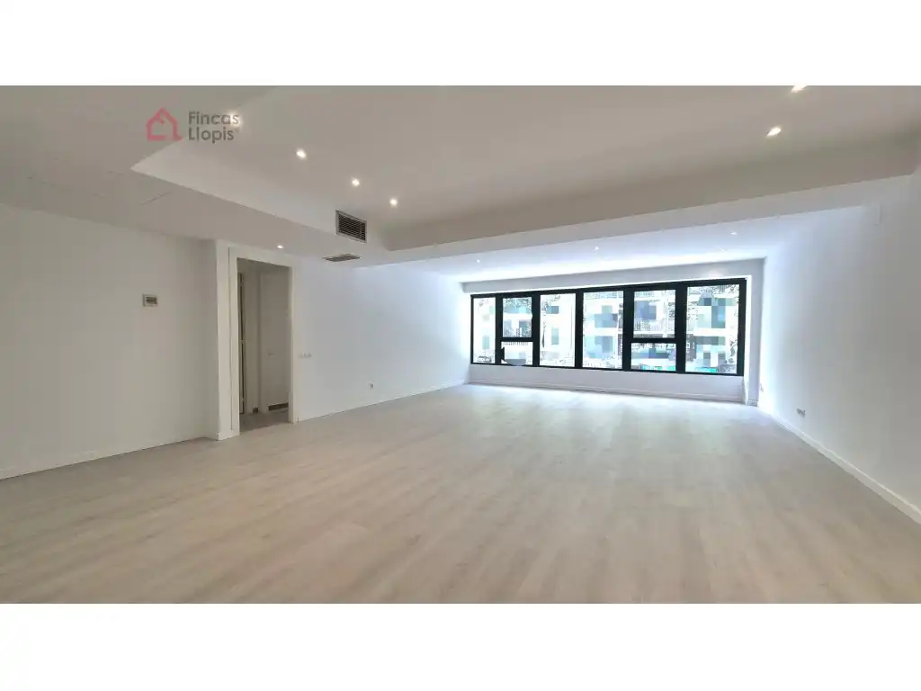 Appartement avec ascenseur à vendre à Carrer del Comte d'Urgell 56
