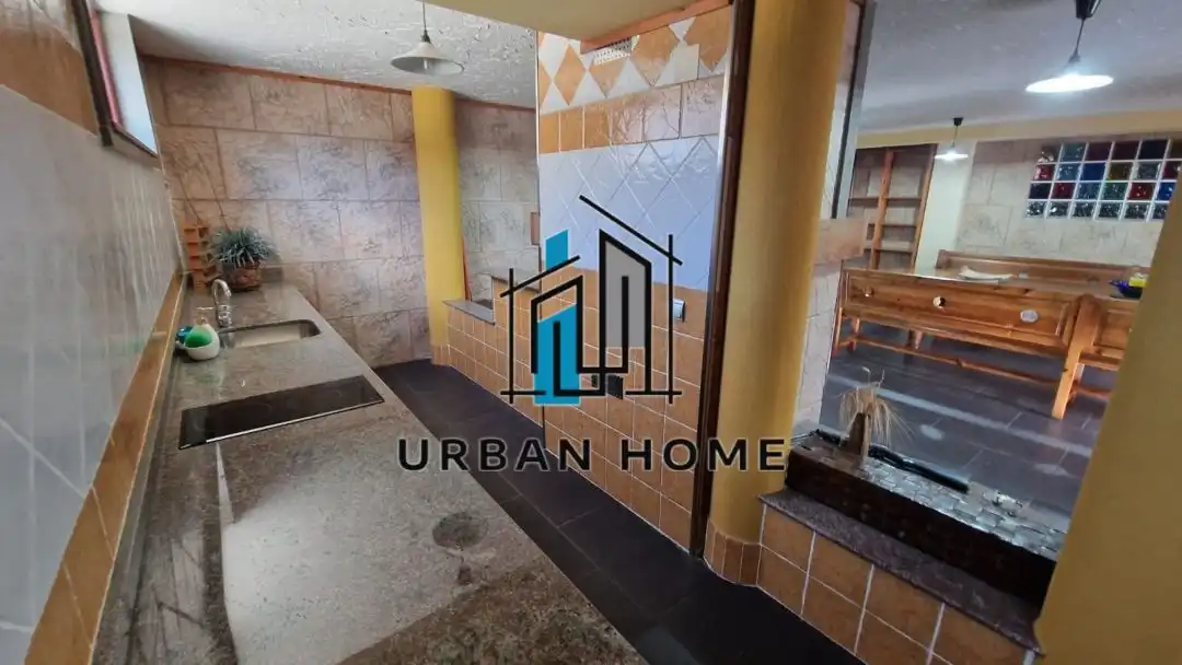 Kitchen of Houses for sale in León Capital   with Heating, Private garden and Terrace