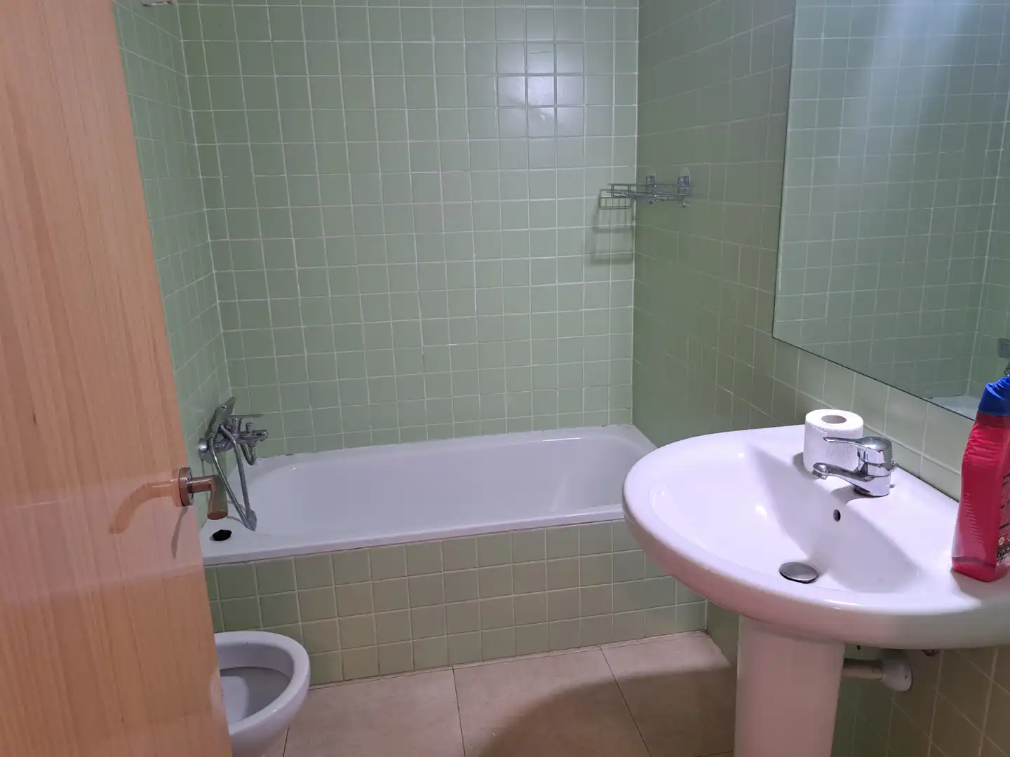 Bathroom of Flat for sale in Els Hostalets de Pierola, Barcelona