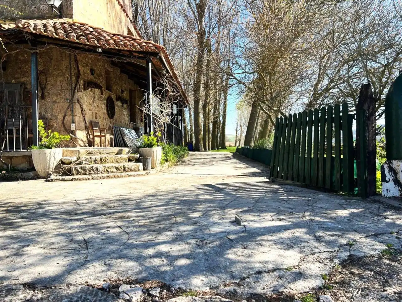Vista exterior de Casa o chalet en venta en Frandovínez