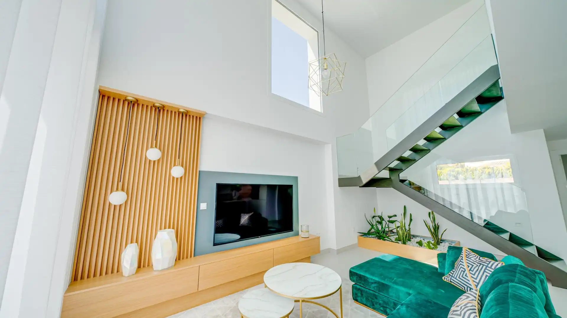 Chalet con piscina en alquiler en Golf Bahía, imagen 9