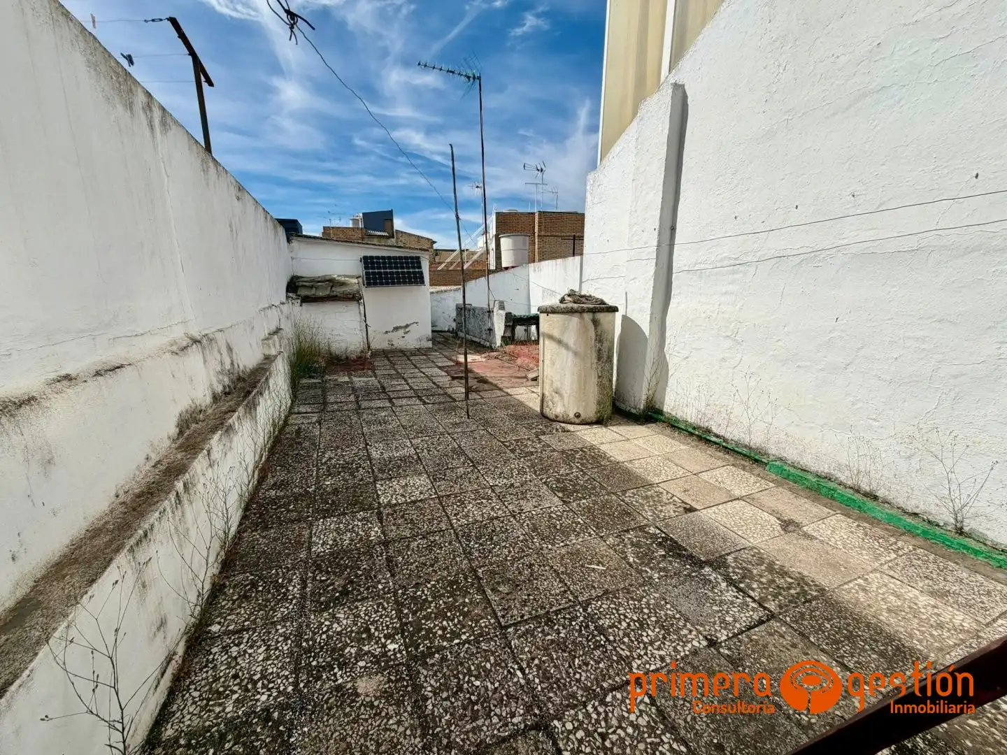 Vista exterior de Casa o chalet en venta en Alcolea del Río