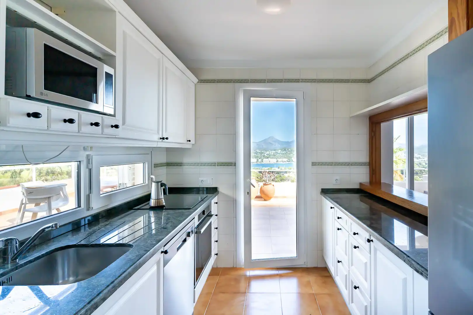 Cocina de Piso de alquiler en Calvià con Aire acondicionado, Calefacción y Terraza