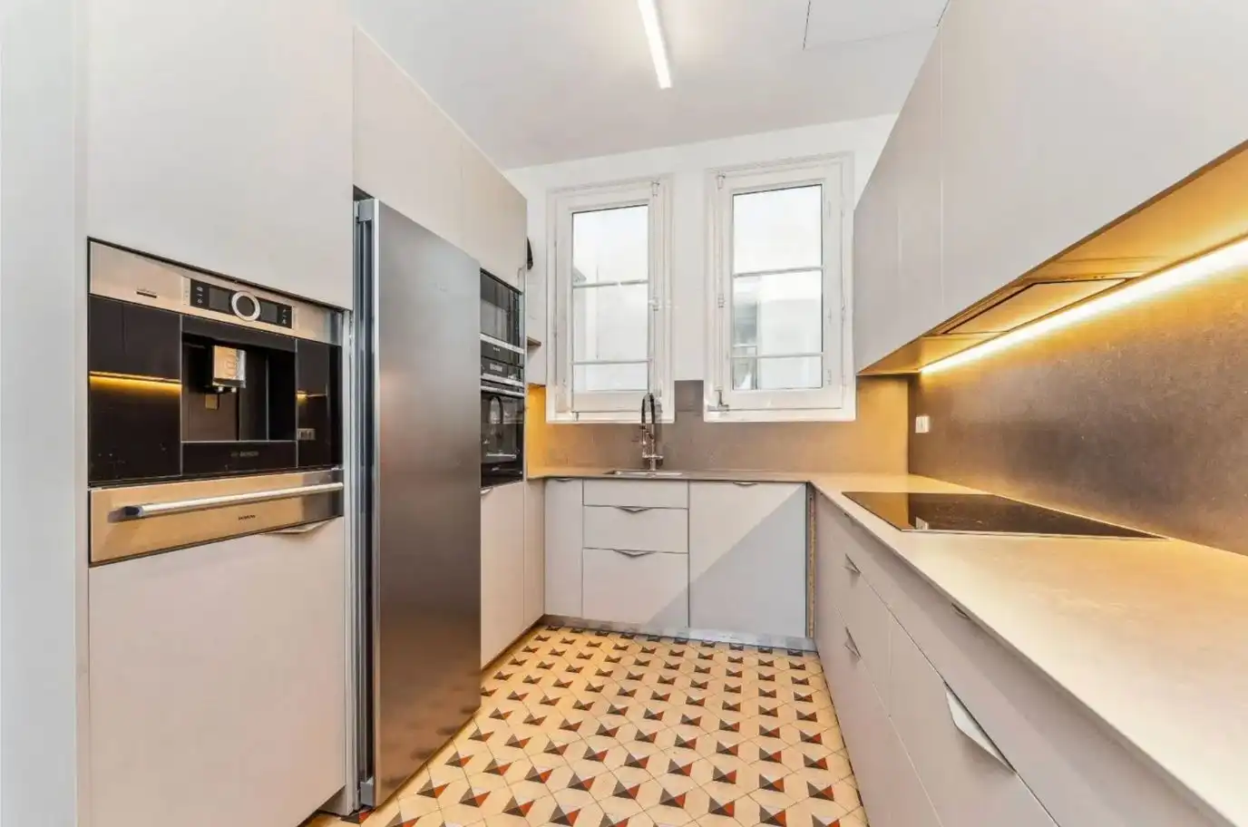 Küche von Wohnung zur Miete in Barcelona mit Heizung, Terrasse und Möbliert
