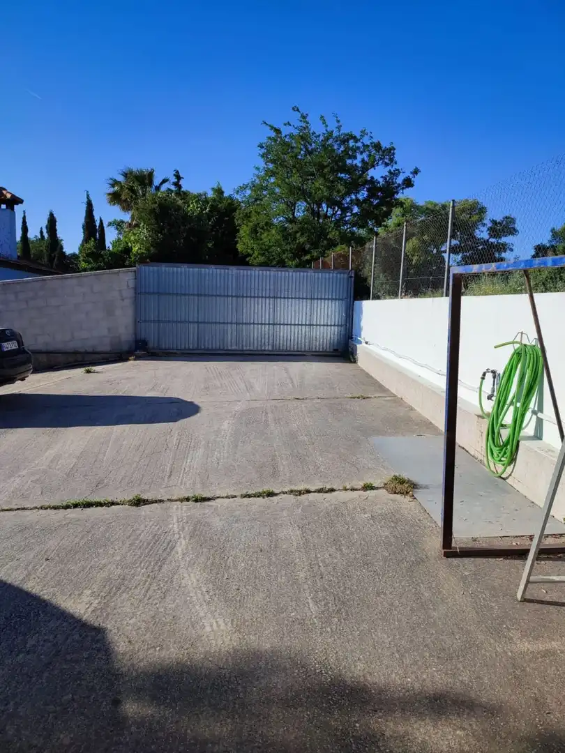 Parking of Houses for sale in Arcos de la Frontera  with Air Conditioner, Terrace and Swimming Pool