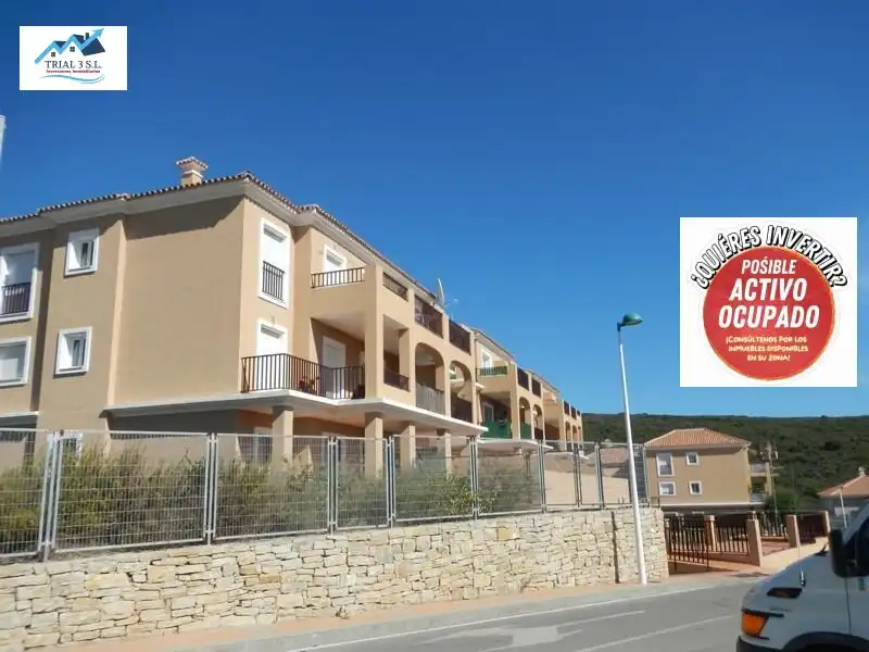 Flat with pool for sale in Urbanizacion VISTAMAR