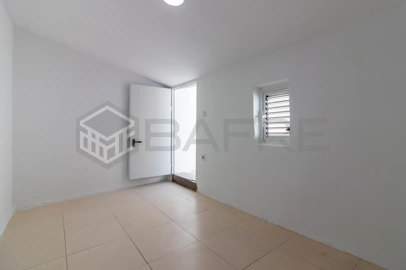 Houses for sale in Calle Media, Moscardó