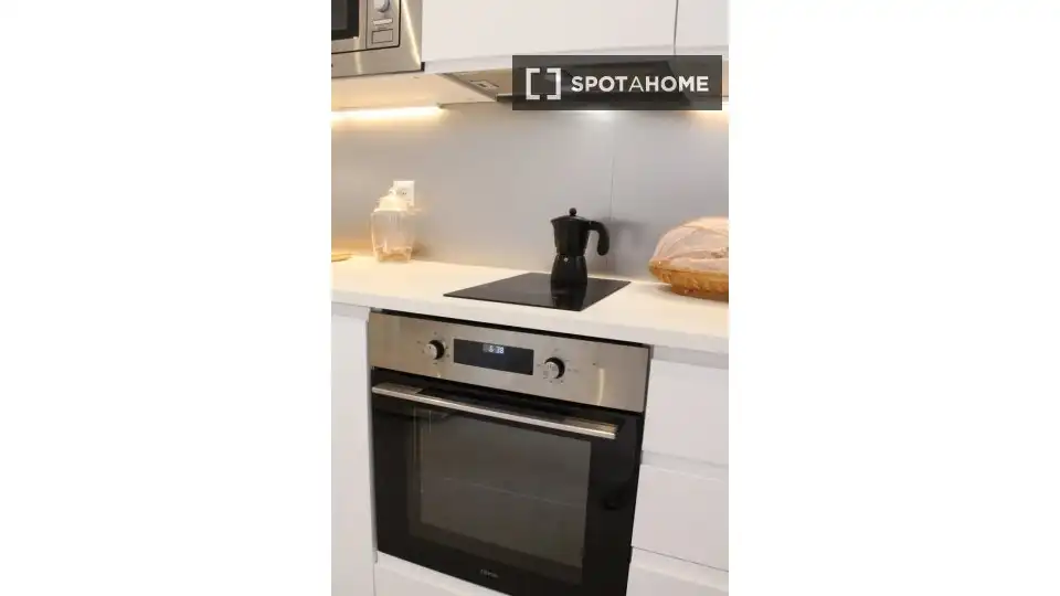 Cocina de Piso de alquiler en Madrid con Aire acondicionado, Calefacción y Amueblado