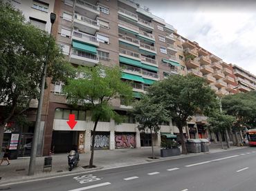 Individual with lift for sale in Travessera de les Corts 257