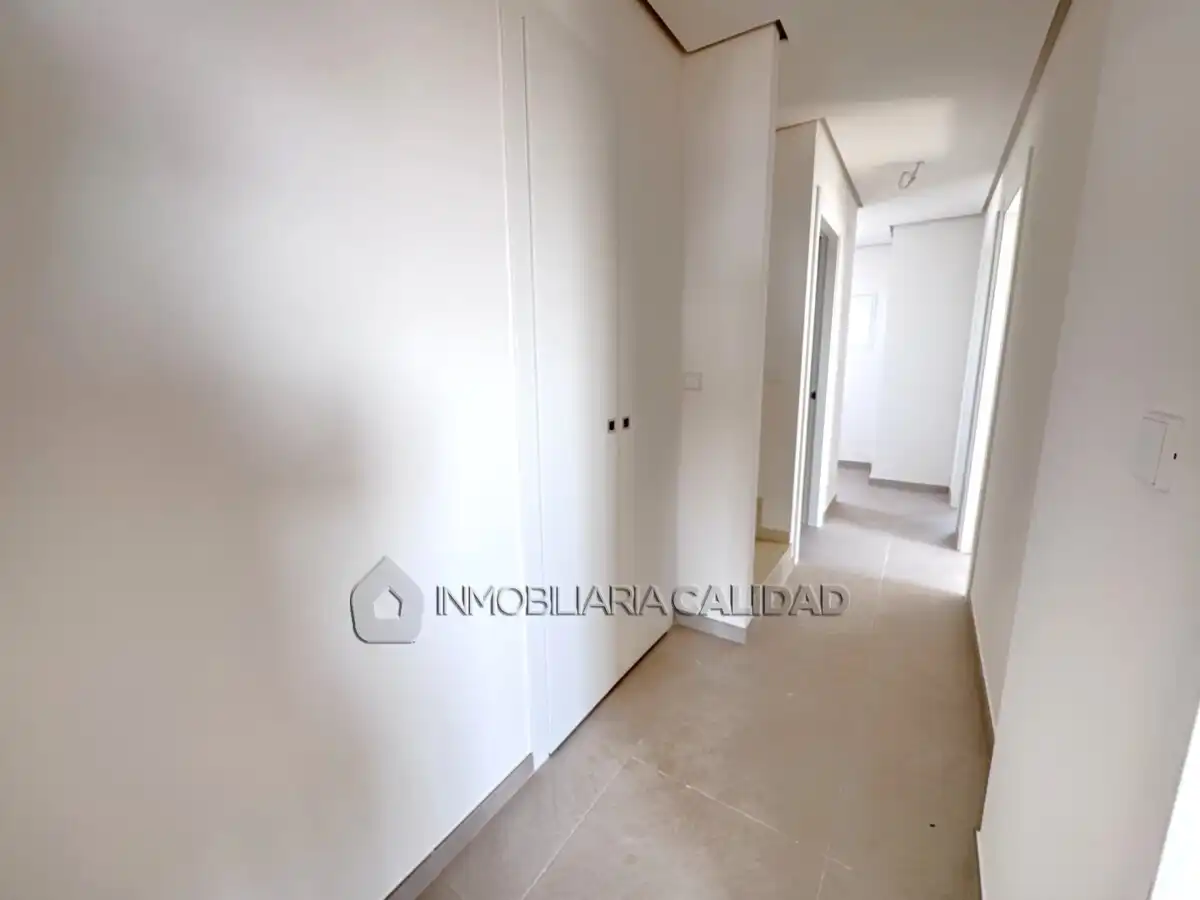 Piso en venta en Santa Pola con Calefacción, Trastero y Piscina