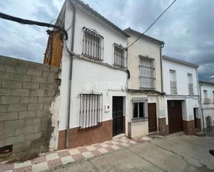 Vista exterior de Casa o xalet en venda en El Saucejo amb Terrassa