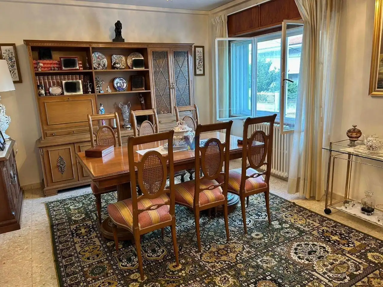 Comedor de Casa o chalet en venta en Ourense Capital  con Calefacción, Jardín privado y Terraza