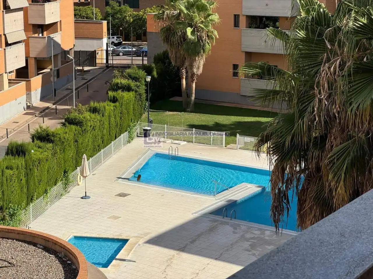 Piscina de Piso de alquiler en Cáceres con Aire acondicionado, Calefacción y Terraza
