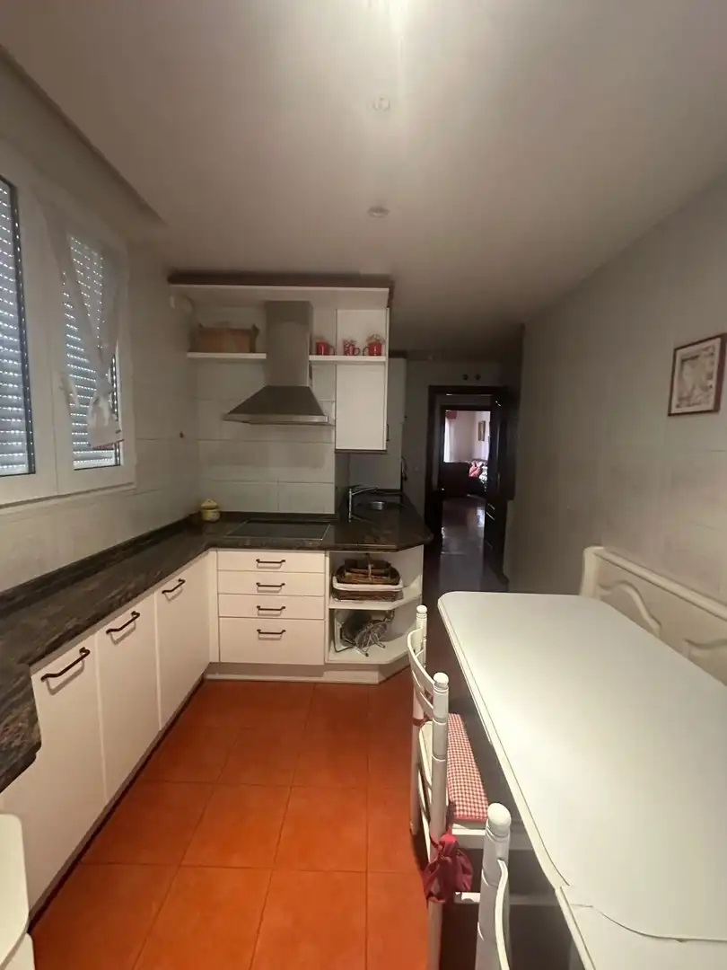 Cocina de Piso en venta en León Capital  con Calefacción, Terraza y TV
