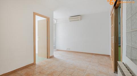 Foto 5 de Piso en venta en Porta,  Barcelona Capital
