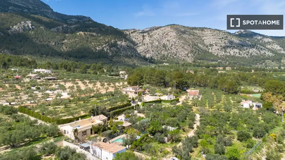 Apartments for share in Muro de Alcoy  with Air Conditioner, Terrace and Furnished