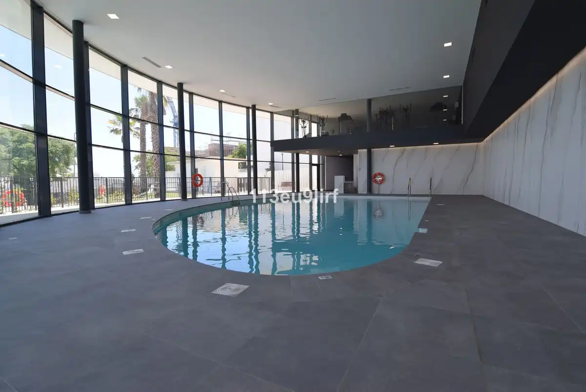 Àtic amb piscina en venda a Estepona Pueblo, imagen 3