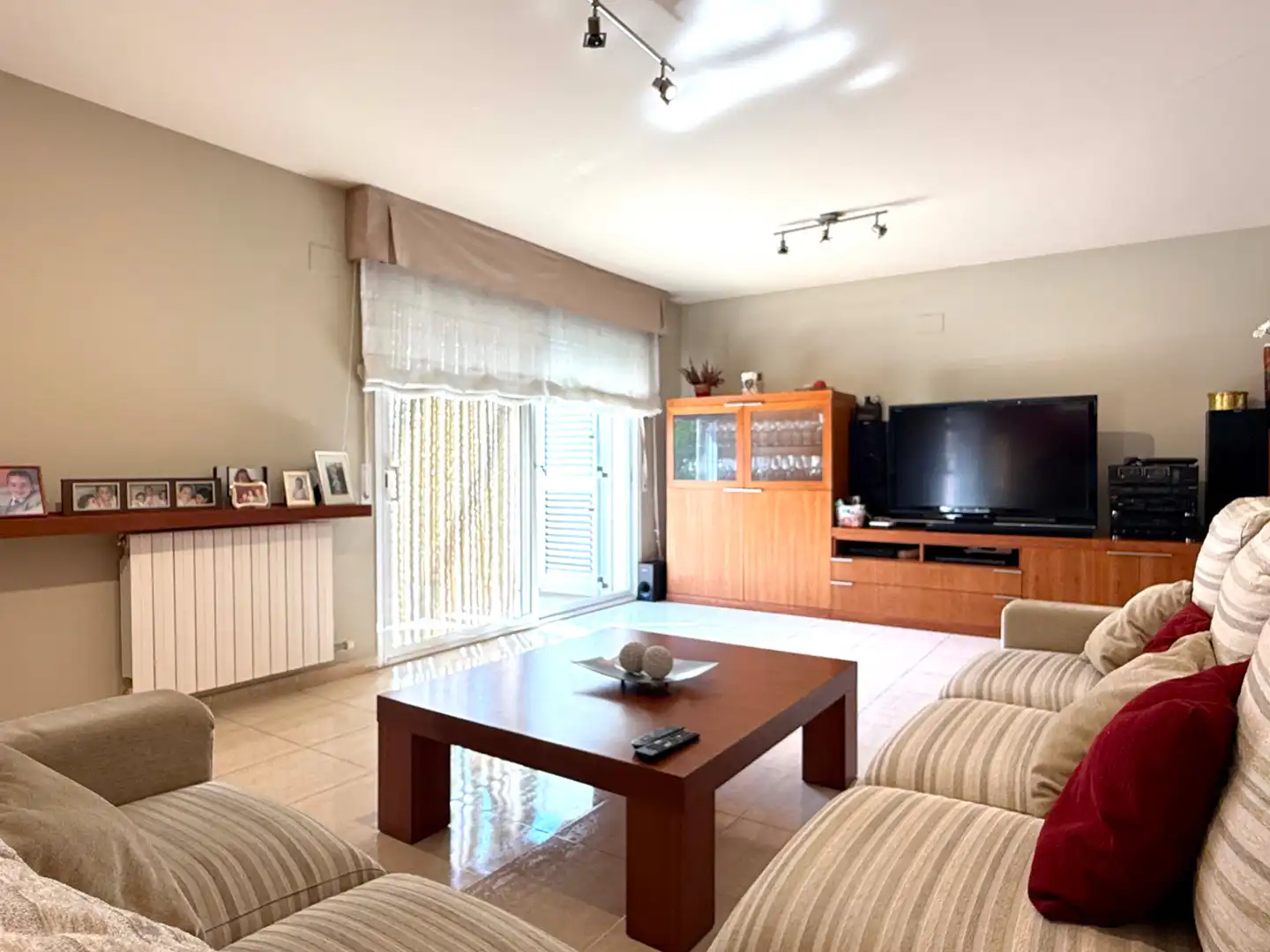 Casa a schiera con terrazza in vendita a Carrer de Vinebre, imagen 18