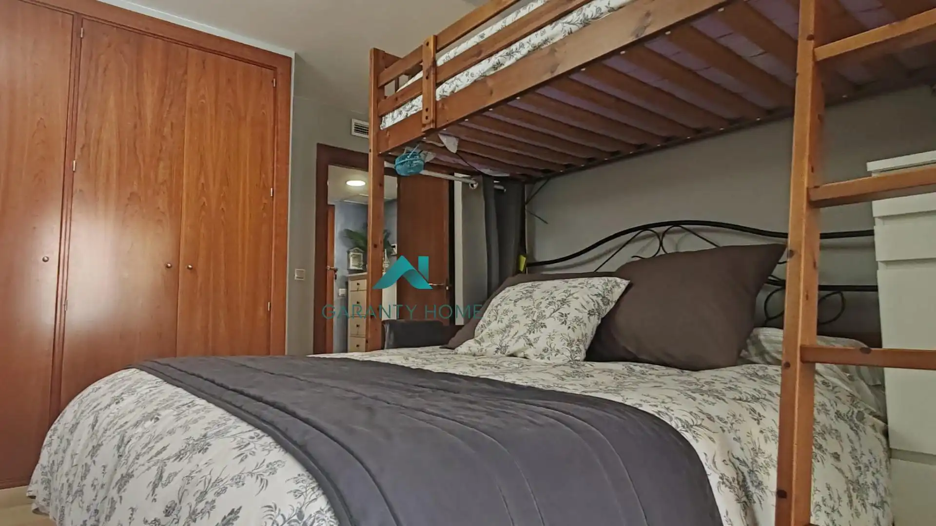 Habitación de Apartamento en venta en La Manga del Mar Menor con Aire acondicionado, Jardín privado y Terraza