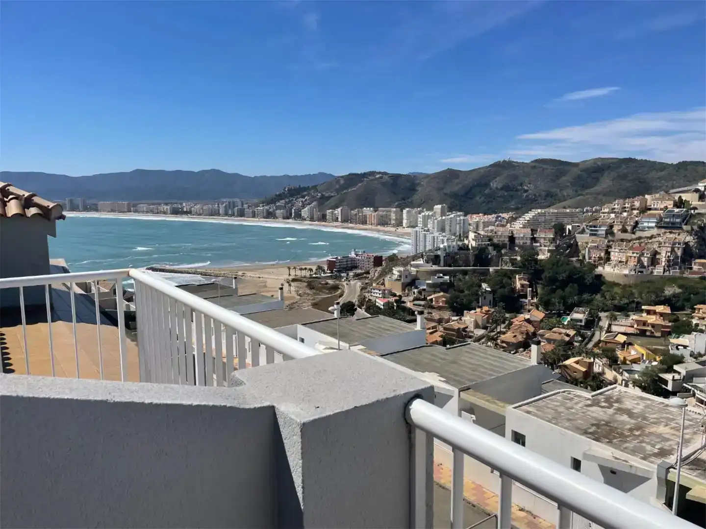 Vista exterior de Piso en venta en Cullera con Aire acondicionado, Piscina y Balcón