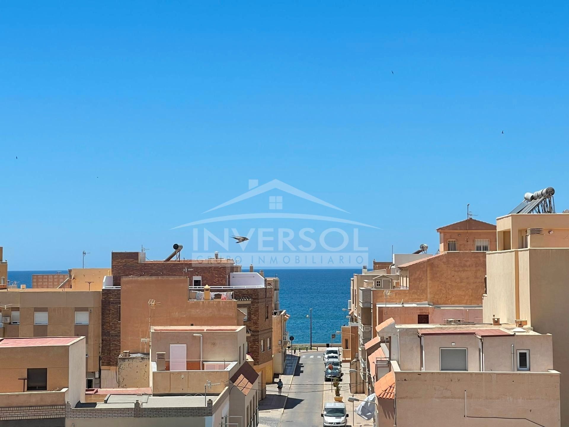 Vista exterior de Piso en venta en El Ejido con Amueblado y Balcón