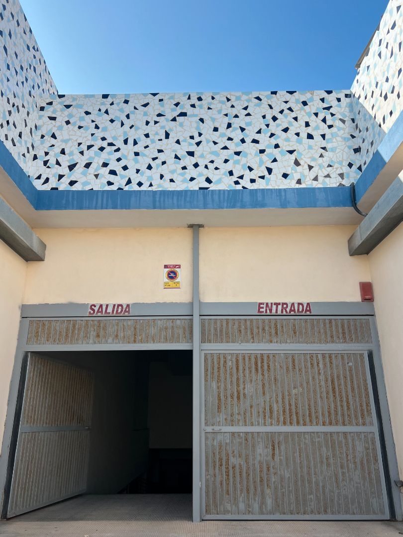 Exterior view of Garage for sale in Sueca