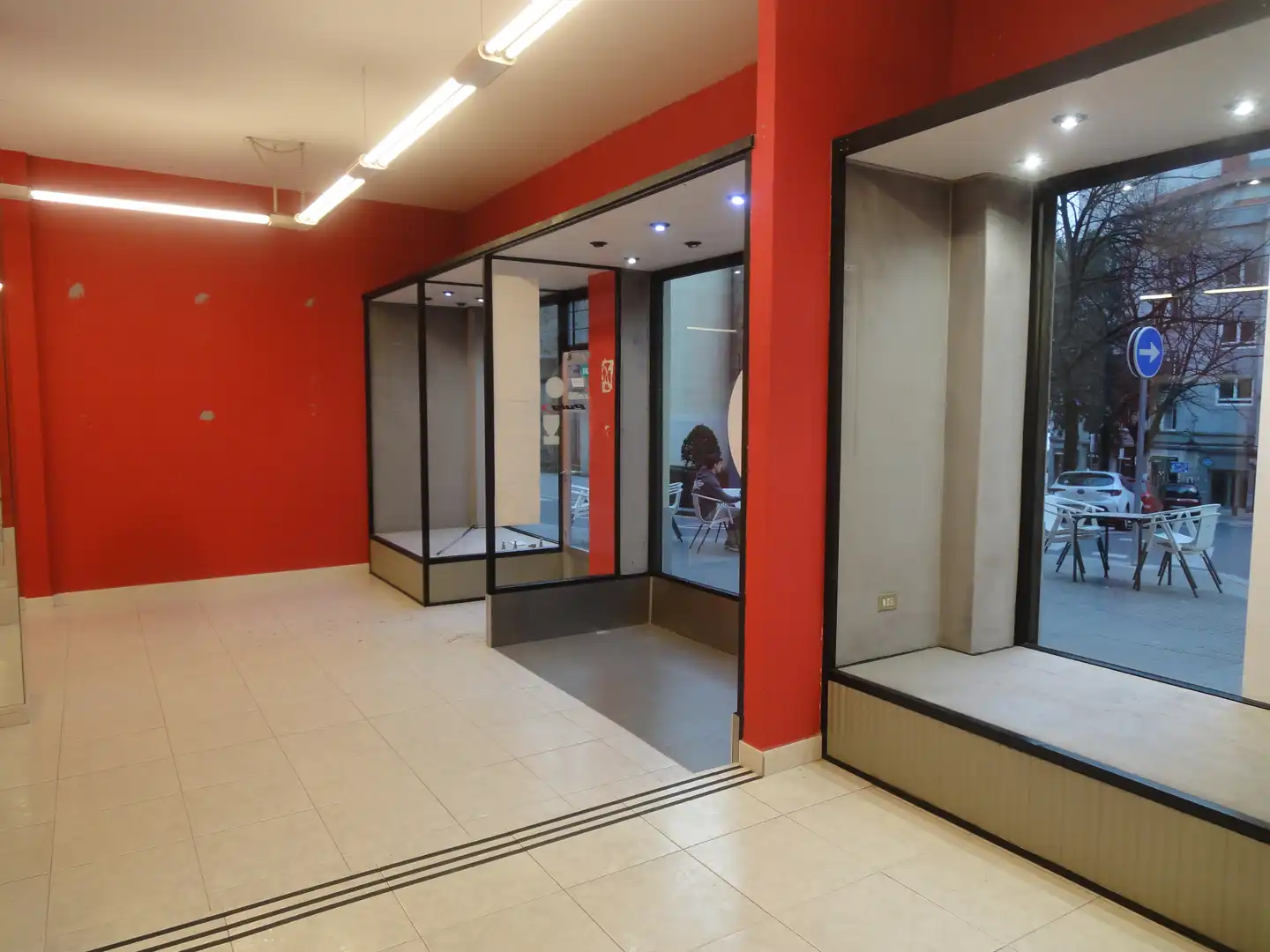 Business premises to rent in Ramón y Cajal Etorbidea 32, imagen 3