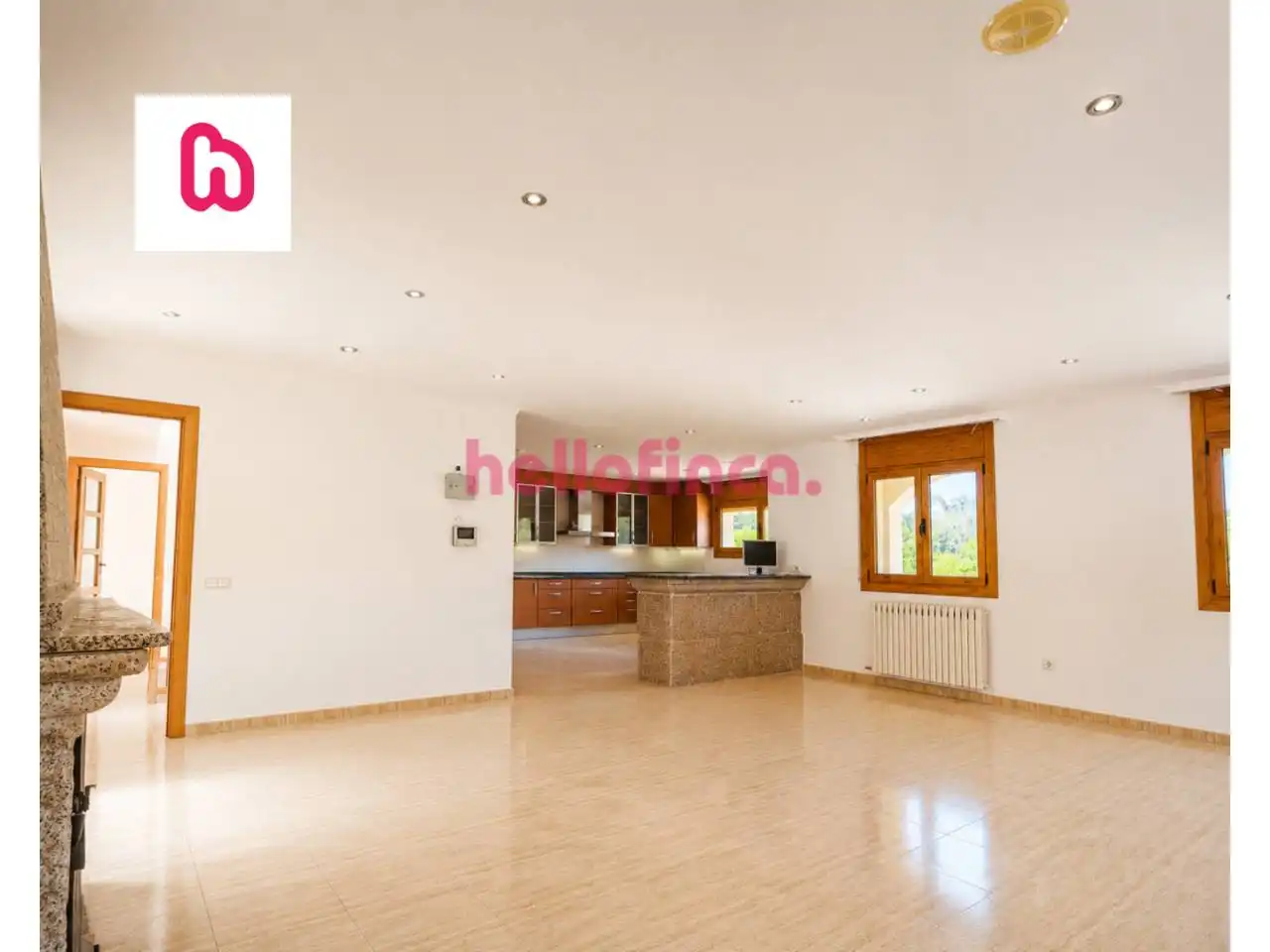 Sala d'estar de Casa o xalet en venda en Olivella amb Aire condicionat, Calefacció i Jardí privat