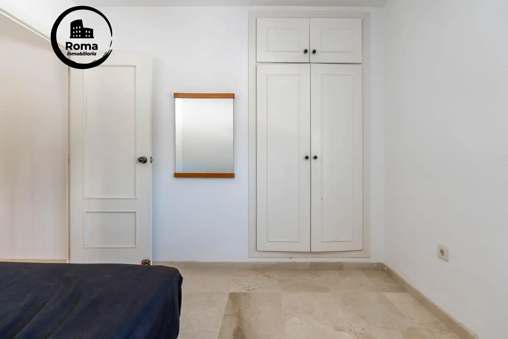 Bedroom of Houses for sale in Almuñécar  with Community pool