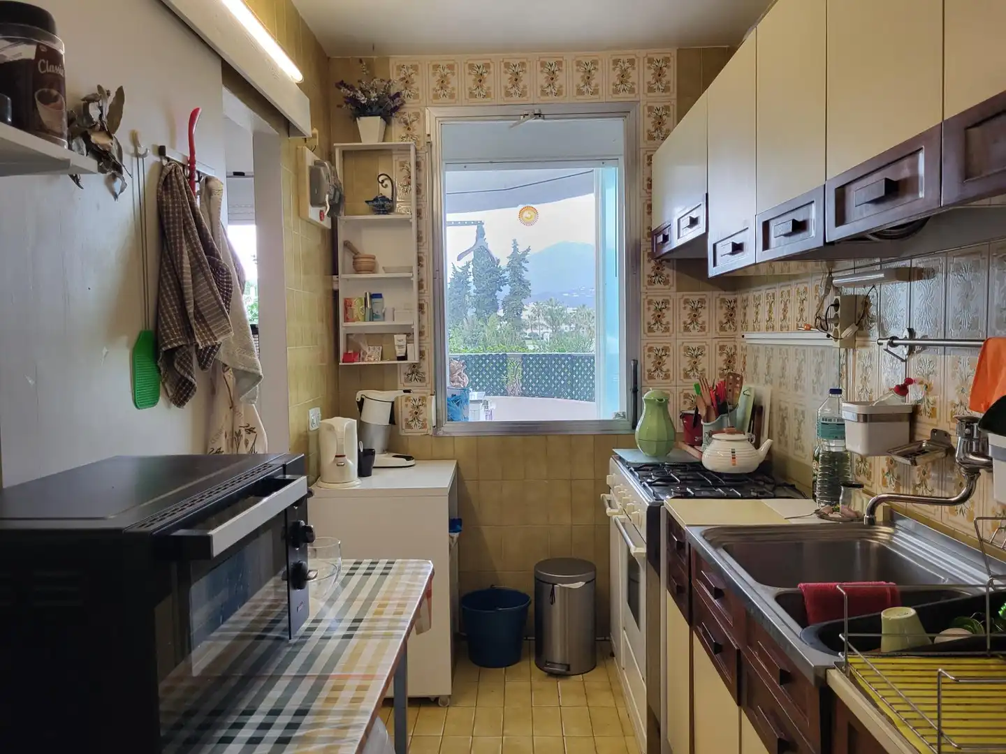 Cuina de Apartament en venda en Marbella amb Jardí privat, Terrassa i Traster