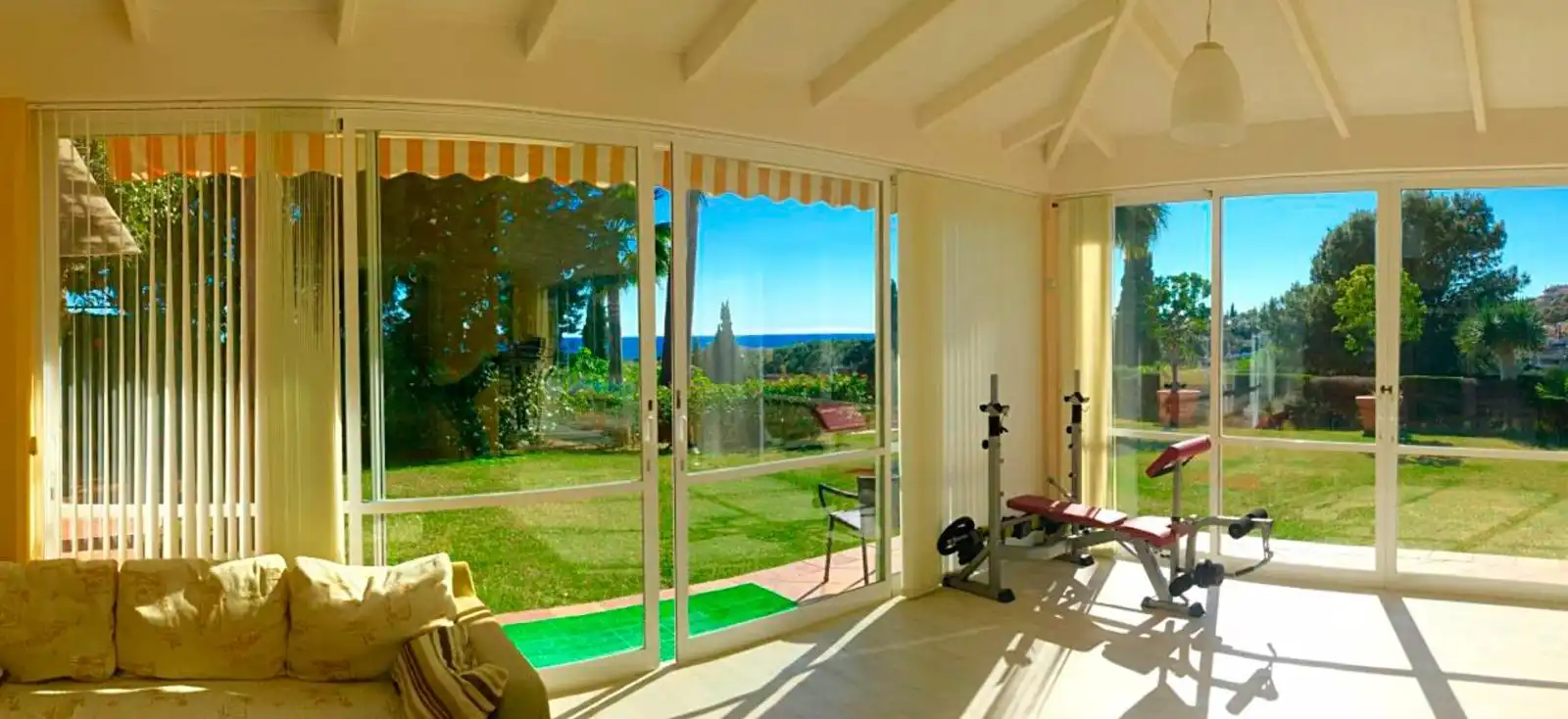 Chalet con piscina en venta en Elviria - Cabopino, imagen 7