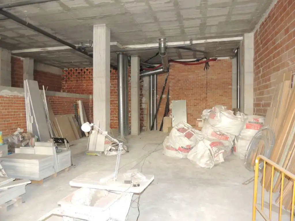 Local comercial en venda a Casco Urbano, imagen 3