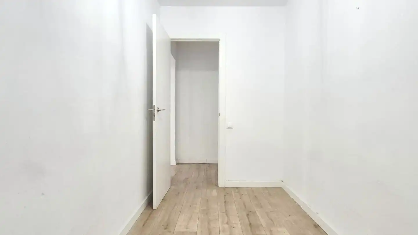 Flat for sale in Terrassa  with Parquet flooring and Alarm