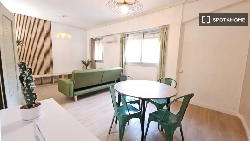 Wohnzimmer von Wohnung zur Miete in Valencia mit Klimaanlage, Heizung und Möbliert