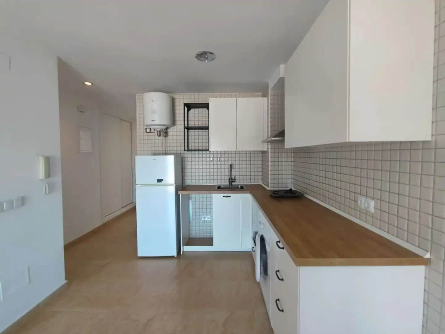 Cuina de Apartament en venda en Murcia amb Aire condicionat, Calefacció i Moblat