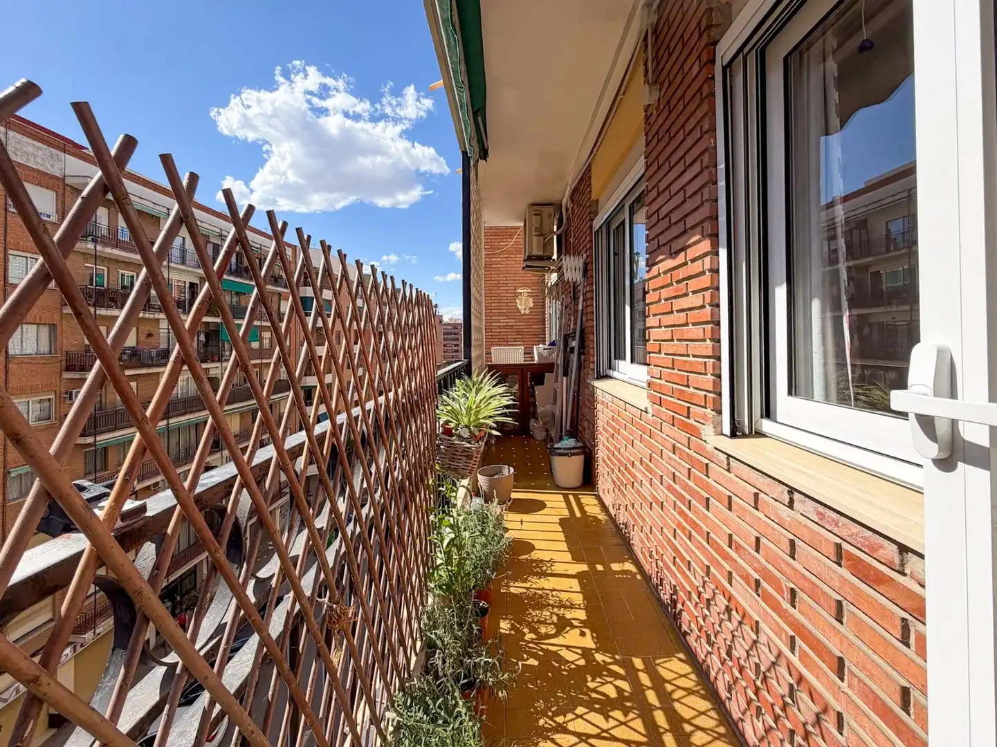 Terraza de Piso en venta en  Valencia Capital con Aire acondicionado y Balcón