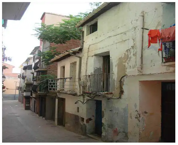 Vista exterior de Casa adosada en venta en Barbastro
