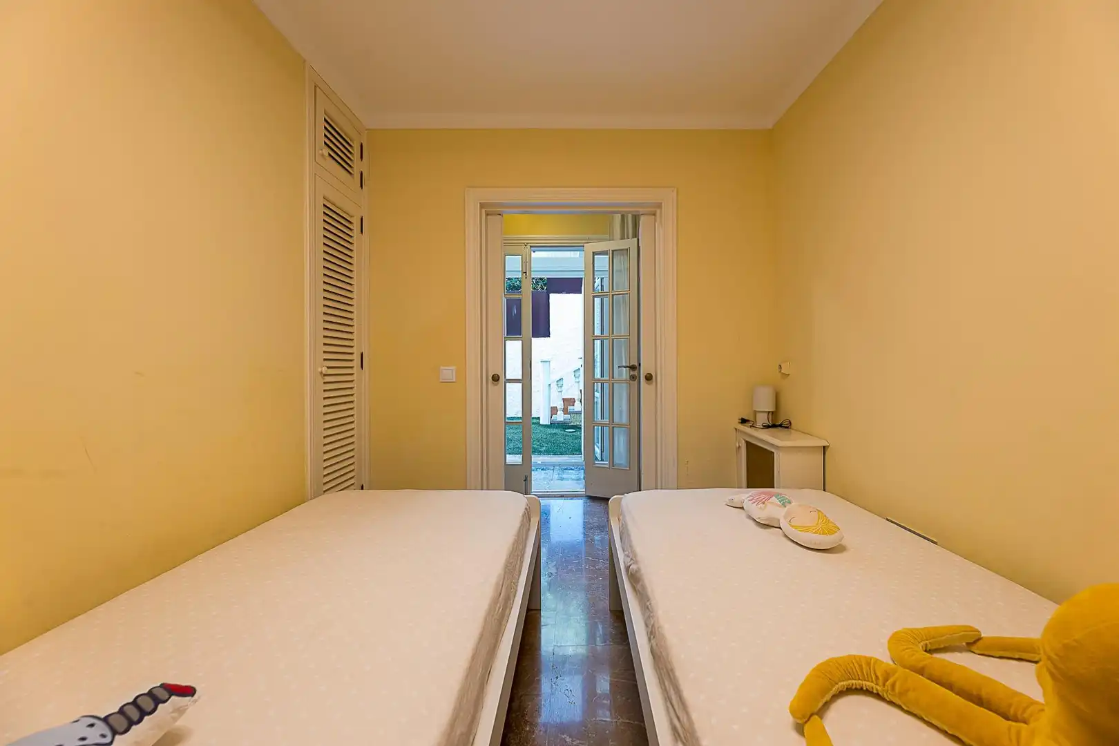 Habitación de Casa adosada en venta en Calvià con Aire acondicionado, Calefacción y Jardín privado