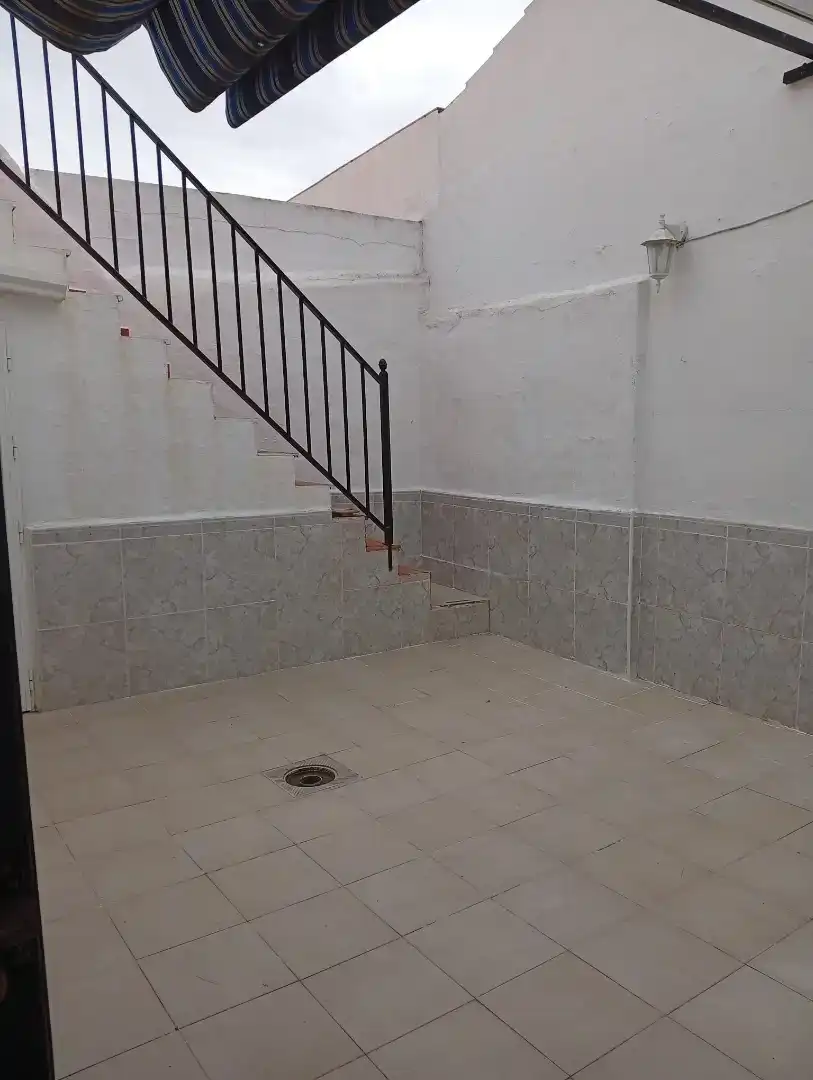 Casa adosada en venta en Benacazón con Aire acondicionado