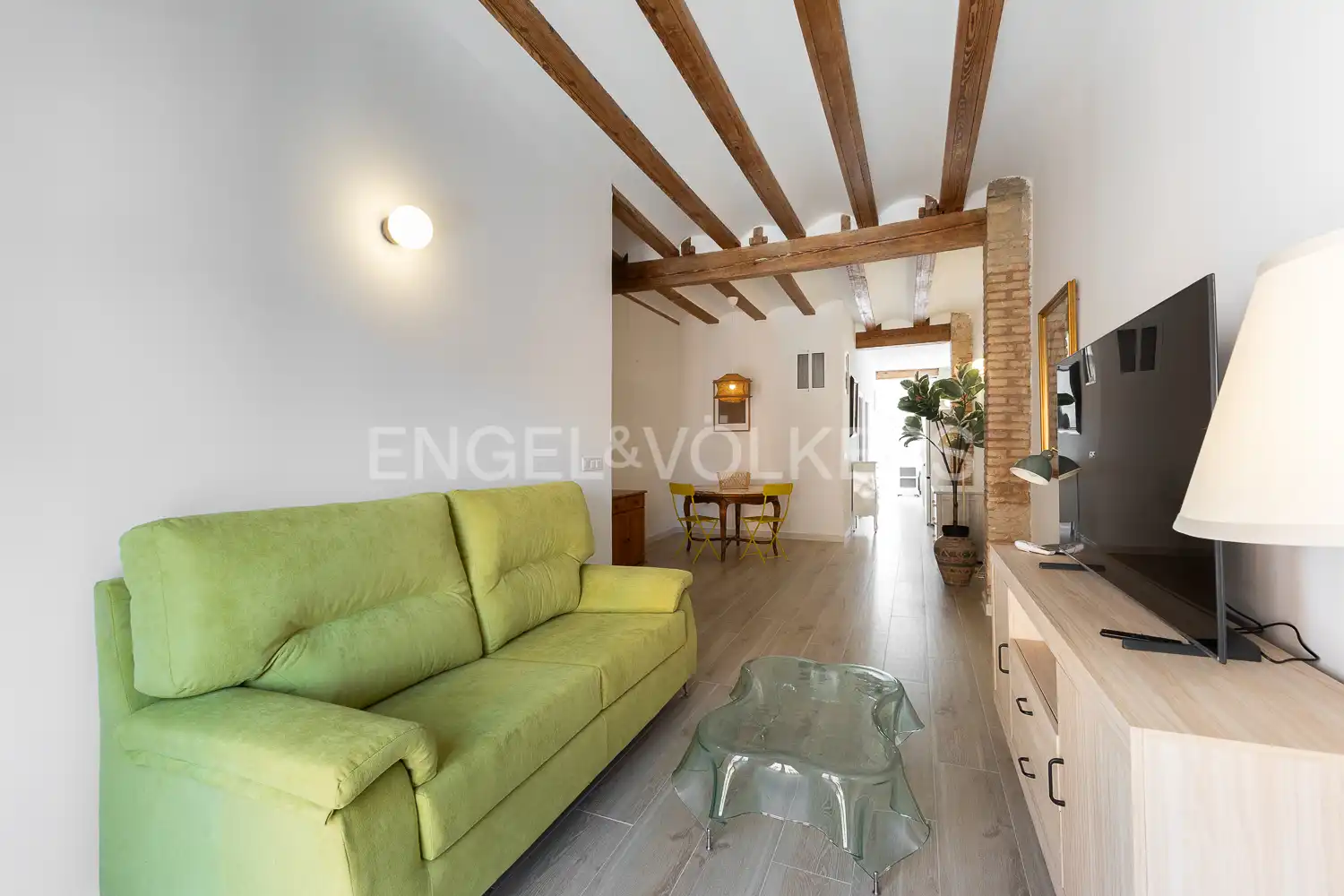 Sala d'estar de Pis de lloguer en Valencia amb Aire condicionat, Calefacció i Parquet