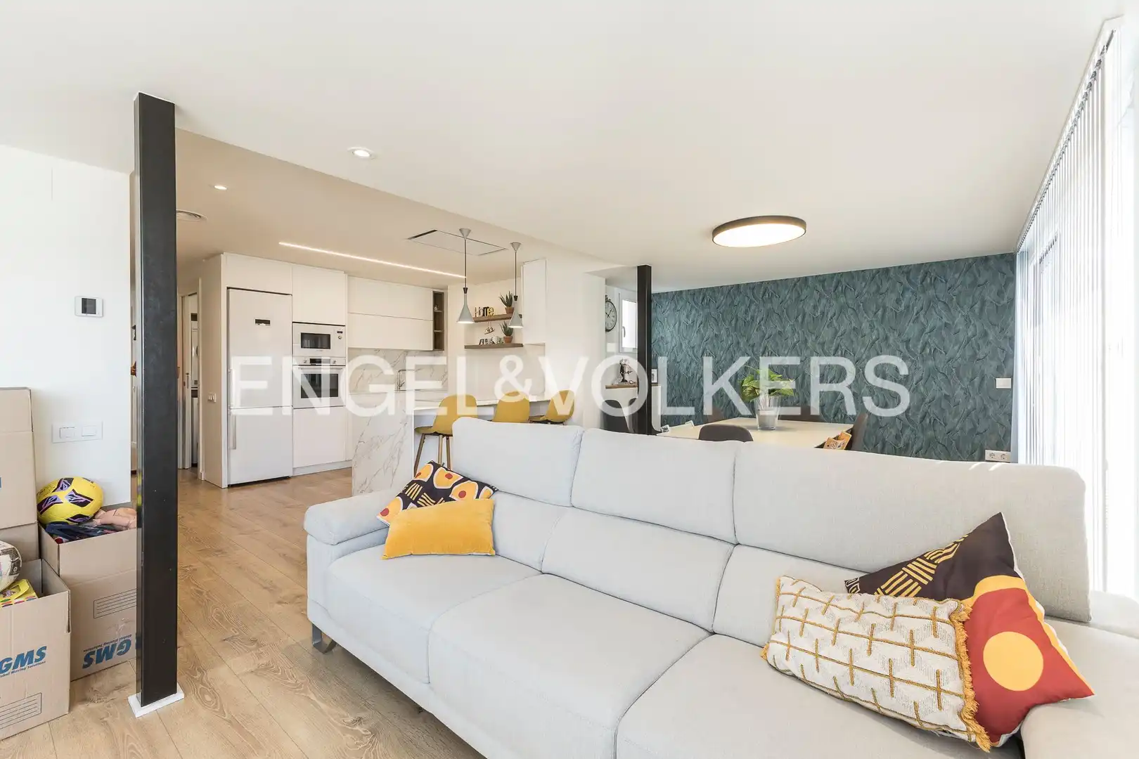 Living room of Attic for sale in Barcelona  with Heating