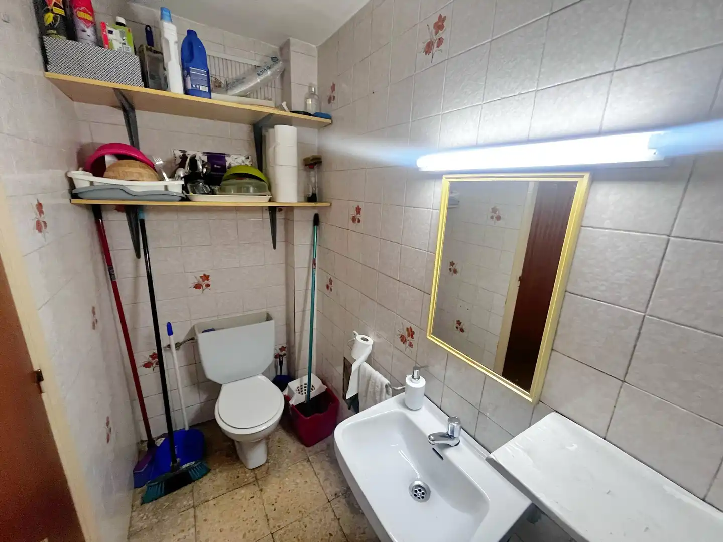 Bany de Local en venda en El Prat de Llobregat